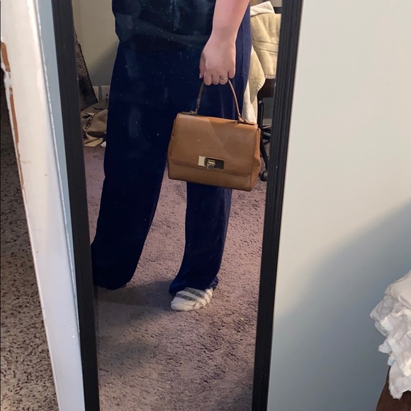 Michael Kors crossbody purse - Picture 8 of 9